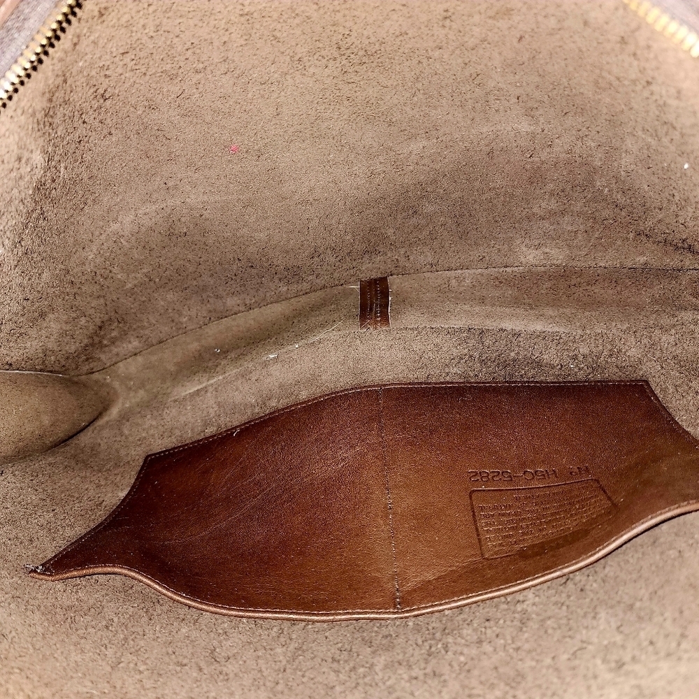 Coach Embassy Vintage Briefcase#5282. - Picture 16 of 17